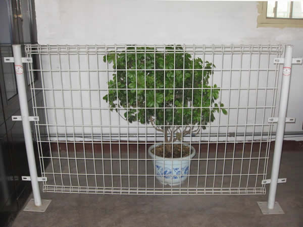 雙圈護欄網（wǎng）